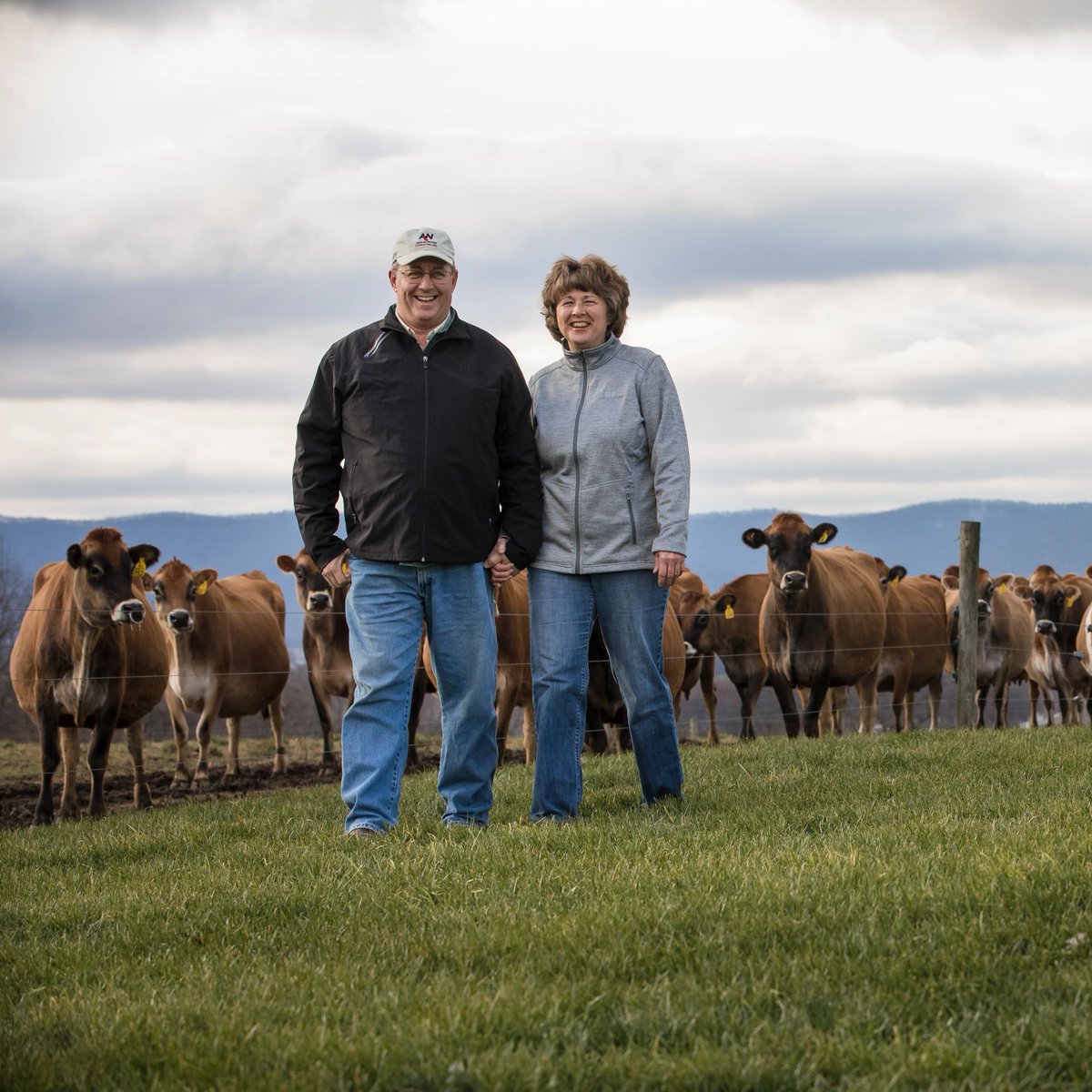 dfamilk's tweet photo. We believe in producing only the highest quality #dairy.

That only happens when hard work, high standards and efficient procedures come together to ensure we're producing dairy in a responsible, ethical and sustainable way.

At DFA, it's not just our purpose. It's our passion. https://t.co/xdJyIu6bS4
