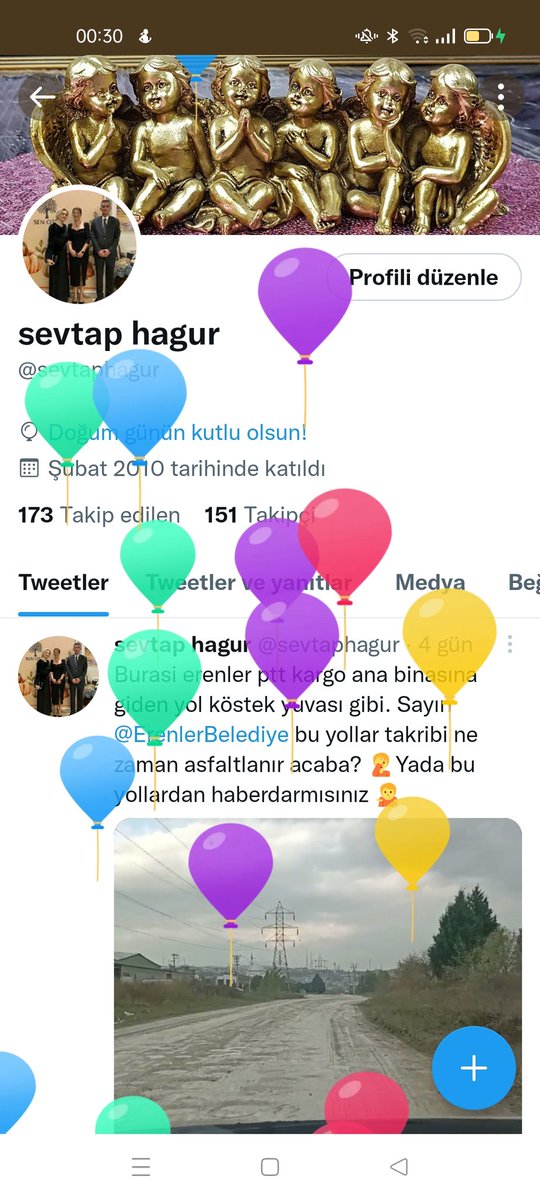 Uçan balonlarım var bugün 🥰🎂