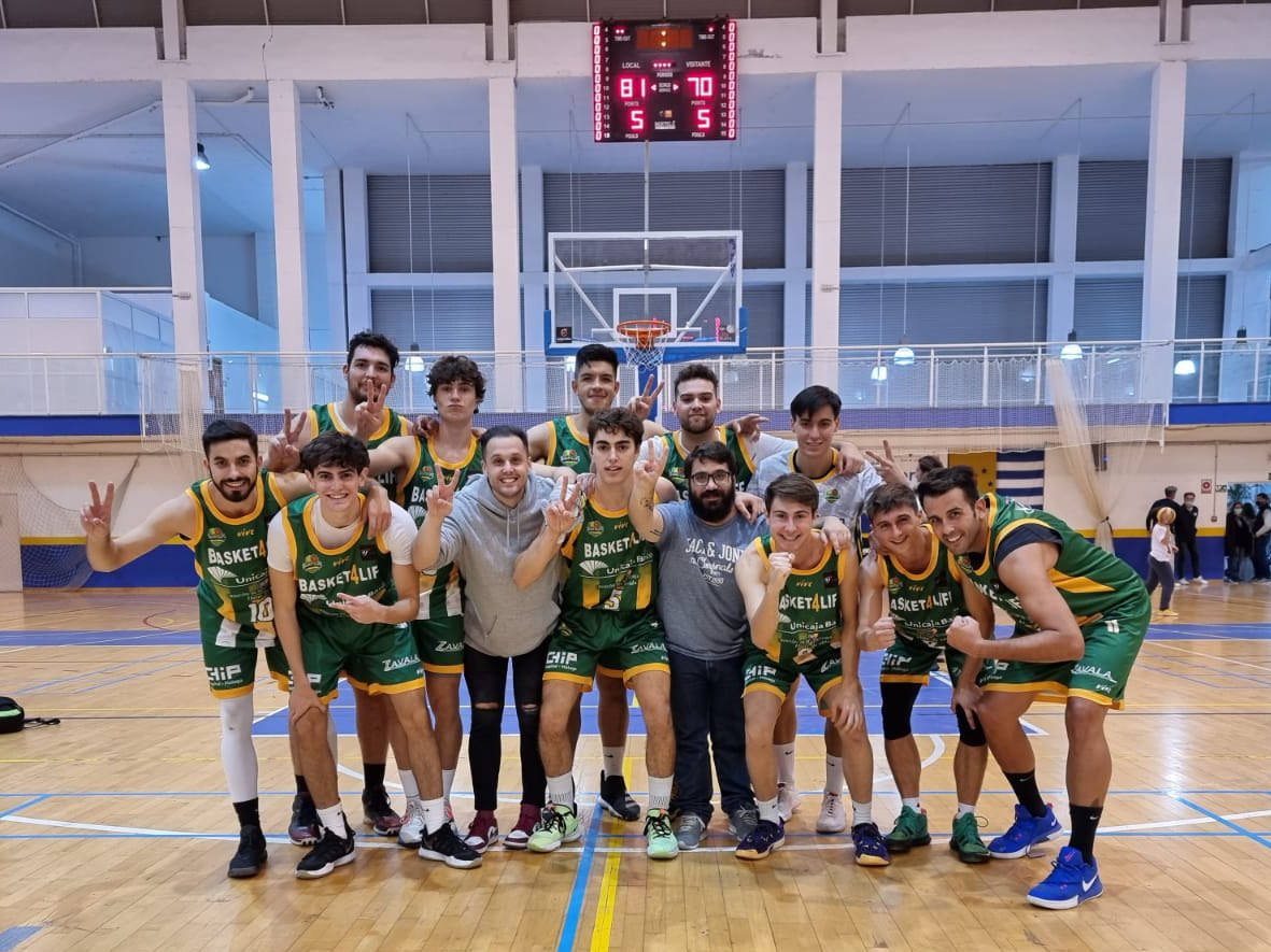 b4lmalaga's tweet photo. Win win! ✅ 🏀📚

@CB_Rincon @aytorincon @UnicajaBanco @SomosSanamar @ajmartinrincon ✌️ https://t.co/81AWSSPA0b