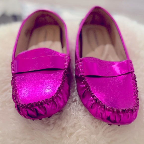 oblivionbliss23's tweet photo. So good I had to share! Check out all the items I'm loving on @Poshmarkapp #poshmark #fashion #style #shopmycloset #elizaj #justfabulous #ninewest: https://t.co/lIxVzLNuEv https://t.co/ClaeH6PpKe