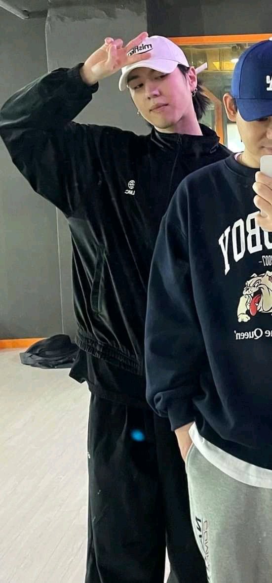 CodalMerlyn's tweet image. #Yugyeom
IMY🥺 💚