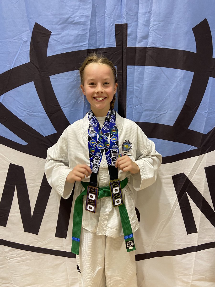 harwoodtkd's tweet photo. Day 2 of the UKTA #UKOpen and #caterhamtkd win another 7 medals to go with yesterdays 6 gain by the black belts. Well done ladies 👏🏻👏🏻 #patterns #sparring #TeamCaterham #tkdgirls #itftkd #taekwondo #itftaekwondo https://t.co/mHeOO0AGkK