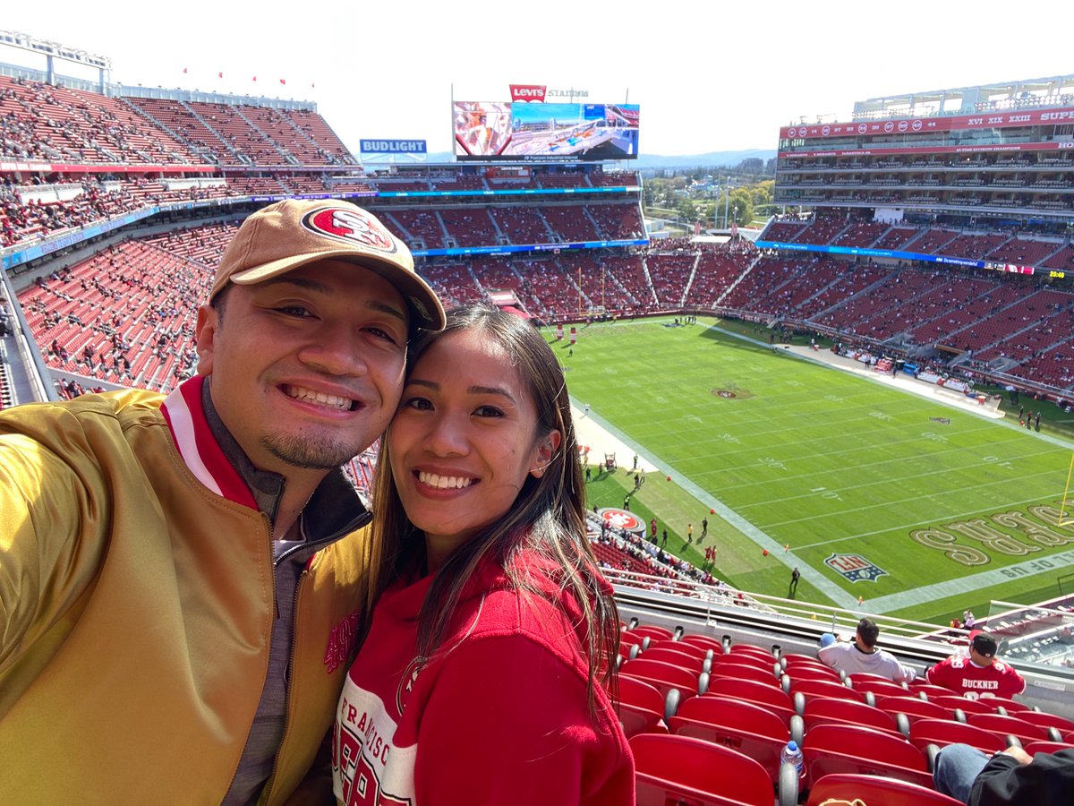 chelay933012's tweet photo. #FTTB #49ers #AZvsSF @49ers https://t.co/5bzIB8h3y4