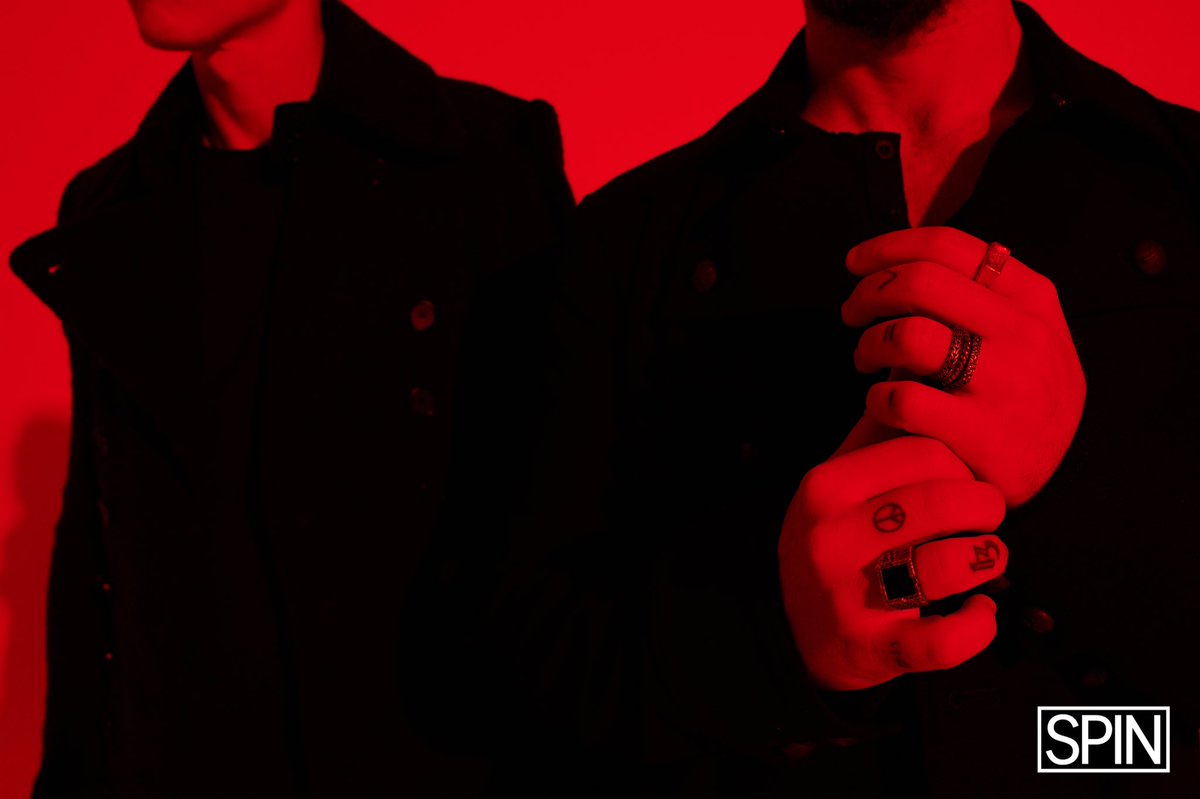 SPIN's tweet image. A few *detail* shots from the @RufusDuSol cover shoot 📸