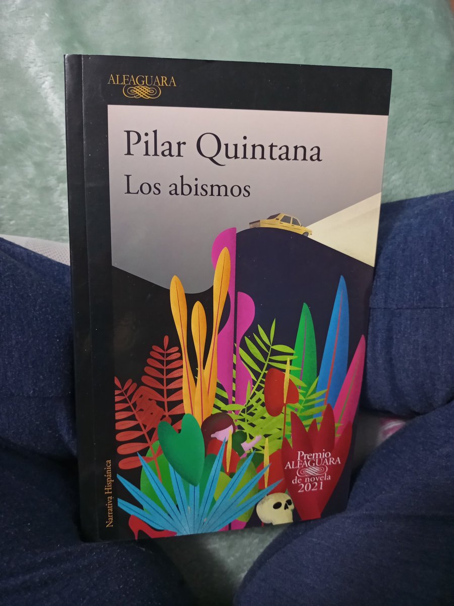 textuales_mx's tweet photo. Para este domingo, un libro que han recomendado ampliamente, a ver que tal. #Losabismos de #PilarQuintana editado por #Alfaguara para este #wishlist o #loqueestamosleyendo 
#Textuales #booklovers #bookstagram #instabooks #escritorascontemporáneas https://t.co/9QU6f9trmq