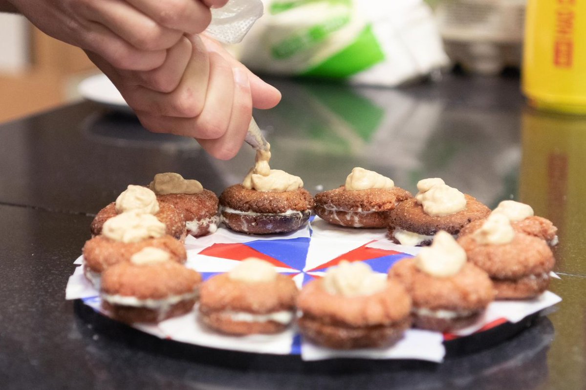 r_langlands's tweet image. More yum from the students @WAB_LIVE from their #mastersnack unit. Food and plate design using a fusion of 2 different cultures. #MYPdesign