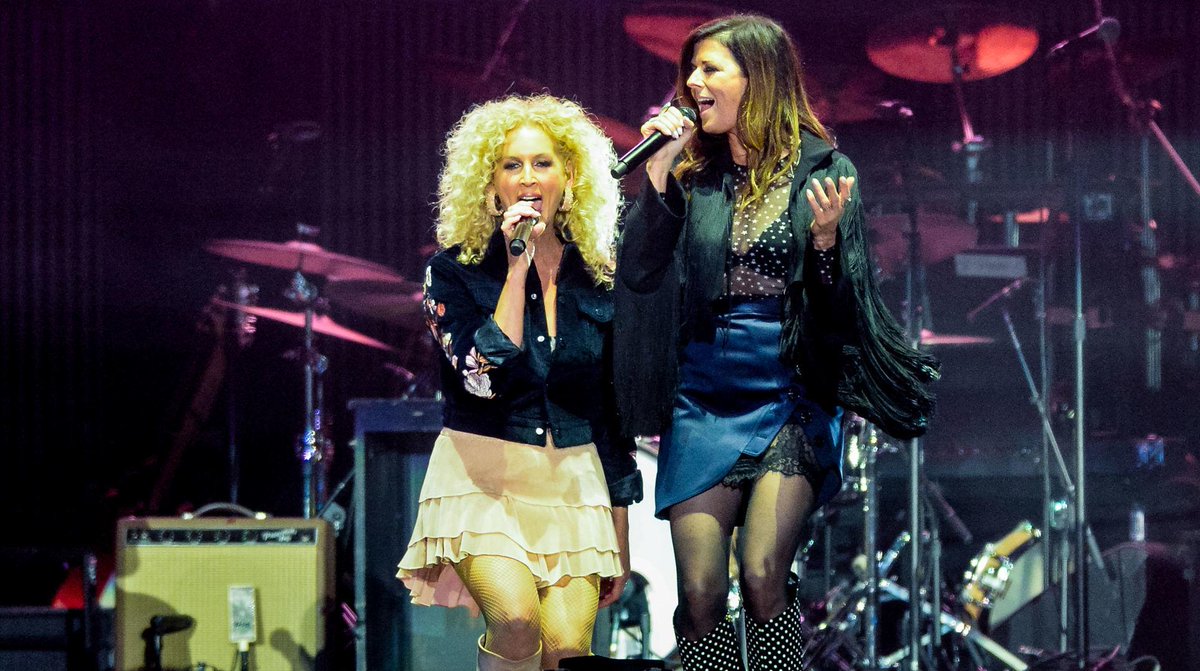 Selling 3 tickets to George, Chris and LIttle Big Town, Saturday, Nov. 13, 5 pm, USBank Stadium. Section 333, row 20, seats 15-17. $350 for all 3.