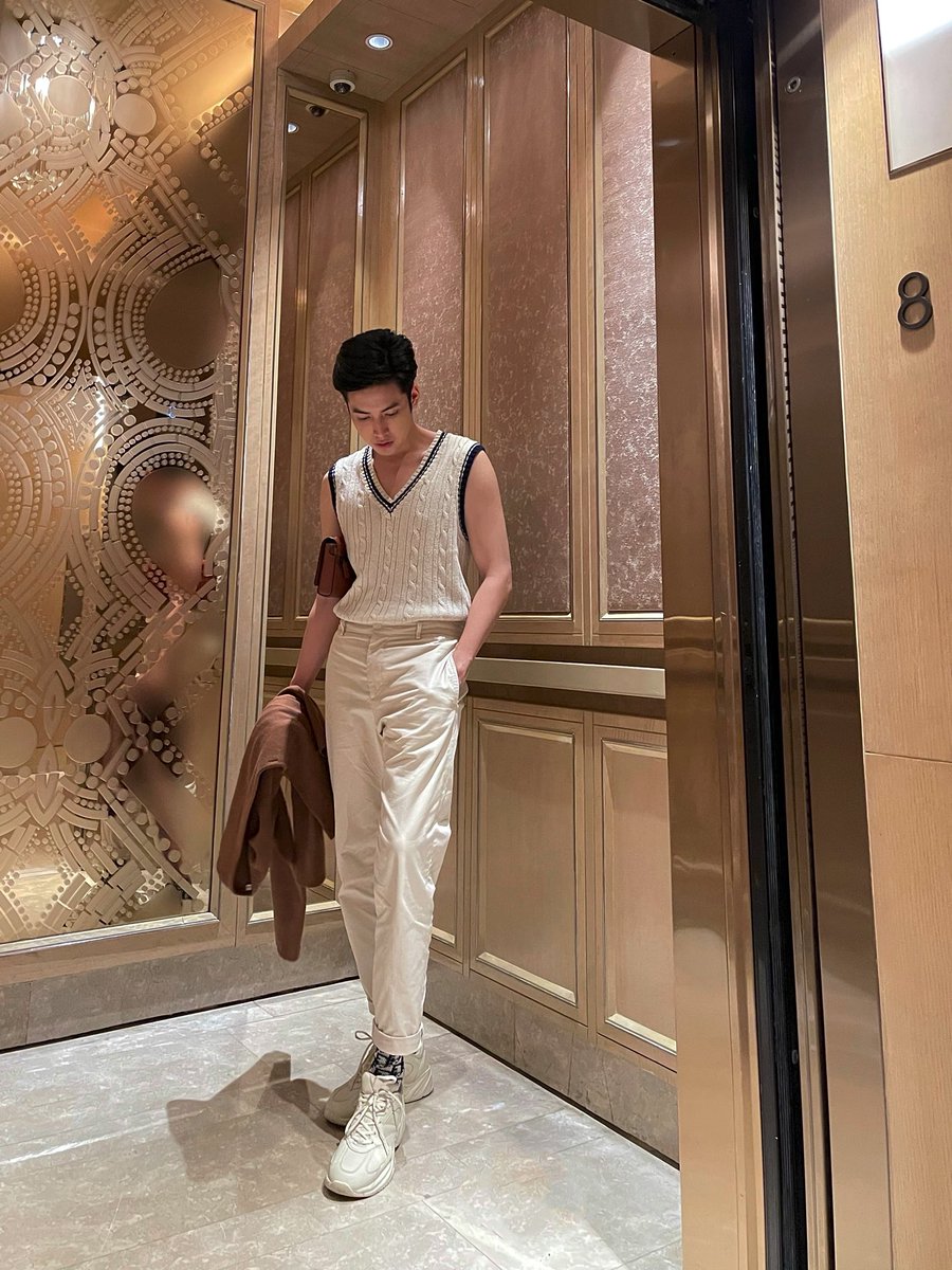 kaloytingcungco's tweet photo. capping the week off in knitted vest and ice lyocell trousers ❤️‍🔥 https://t.co/CmltqMGjya