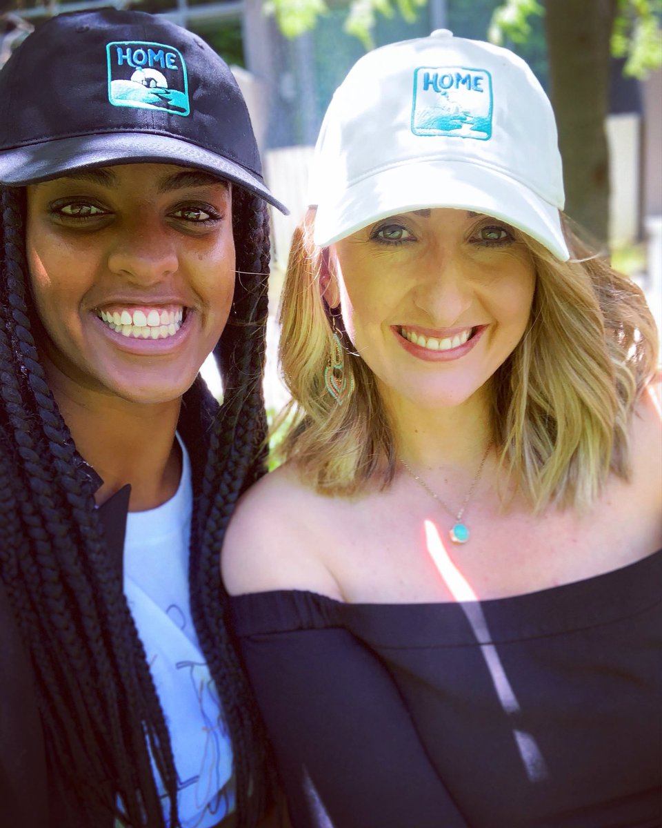 lanai_scarr's tweet image. Now, more than ever, home is so important. There are 46,000 kids in Australia who need safety, nurture and permanency so they can thrive. To find out the five things you can do to help, visit adoptchange.org.au. Join @AdoptChangeAU in supporting #aHomeForEveryChild @zufi___