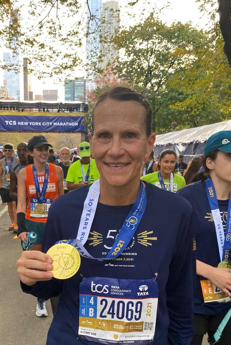 vc_cross's tweet photo. Valley City’s Head Cross County coach Deb Beilke completed the New York Marathon today. @HiLiners https://t.co/SimVoMisEB