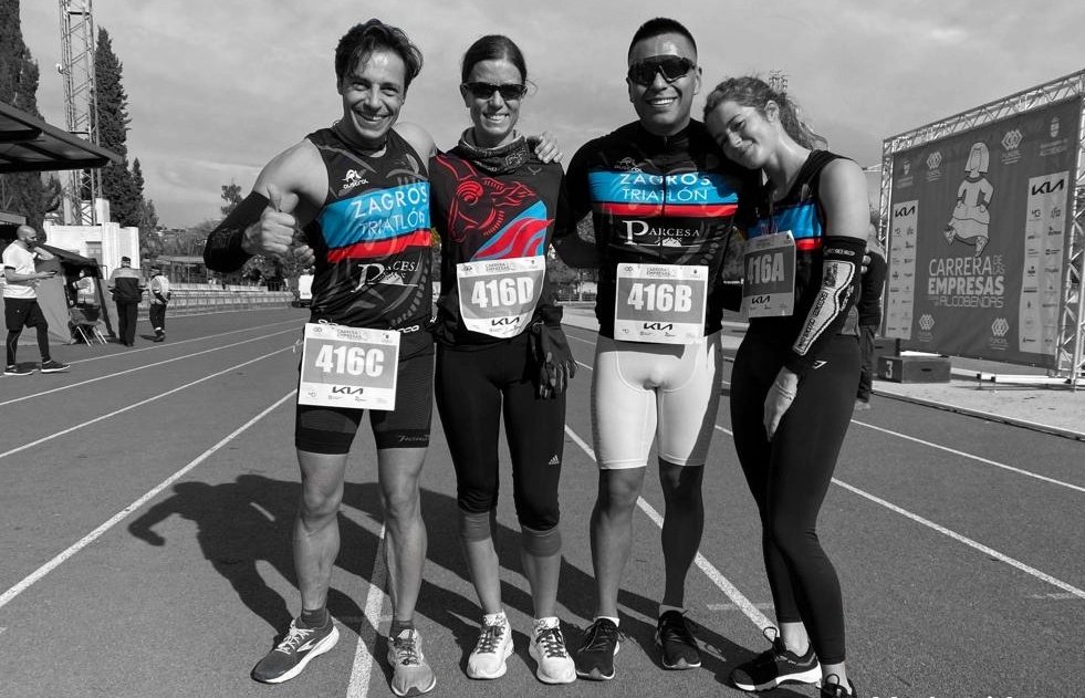 Roberevil's tweet photo. Terceros en #carreradelasempresasAlcobendas 
EQUIPAZO @ZagrosSports @ZagrosTriathlon
Gracias a la organización @Fundalcobendas @ALCBDS_Ayto y @TriEcosport https://t.co/Y9bnacFFlF