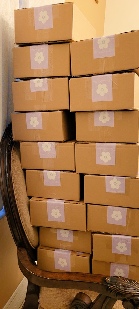 BoraBabeshop's tweet photo. 🥳🥳 All Army bags are packed, labeled and will be shipped out tomorrow. Thank you to everyone who ordered and was patient during this process. I appreciate your support and can't wait for you to get your packages. 💜💜
#Armybag #btsconcertLA #BTSARMY #Armyshop #SmallBusiness https://t.co/XFMNSjkTAh