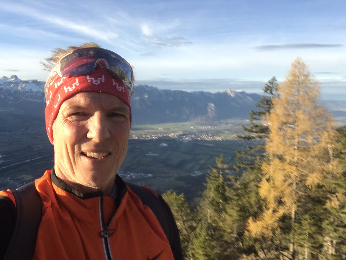 PhilipECSchdler's tweet photo. Sonntagslauf von Vaduz nach Gaflei bis Silum ☀️Danke an Bernhard für das Taxi 🚕 #vaduz #gaflei #silum #upwego #skyrun #sundayrun https://t.co/cnYxCBGo4c