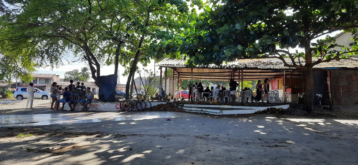 aquifora1's tweet photo. Hj teve oficina do Aqui Fora na 27ª edição do Mundaú Lagoa Aberta. Foi lindo! https://t.co/PzaMSXVl1W