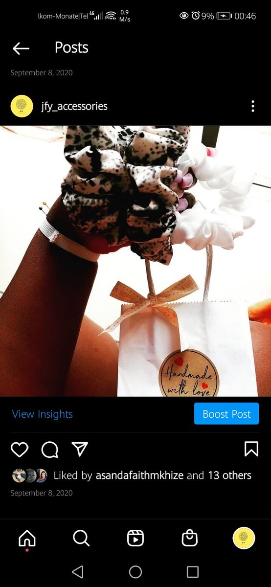 Try_Lotshwa's tweet photo. Started my business in 2020 Sep, with just scrunchies. Hand sewn! https://t.co/dTTNwlDO4A