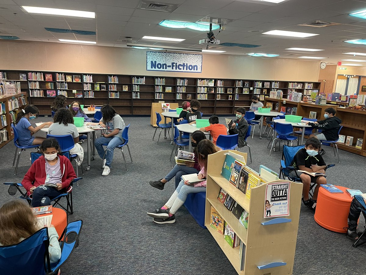 NHBookinBroncos's tweet photo. Sometimes you need a week to really take your time and find just right books, explore the different sections, and enjoy all the reading spaces in our library ❤️📚 #ElementaryLibrarian #BookinBroncos #lovemyjob @NEISDLibrary @NorthernHillsES https://t.co/dDhpnTqcnA