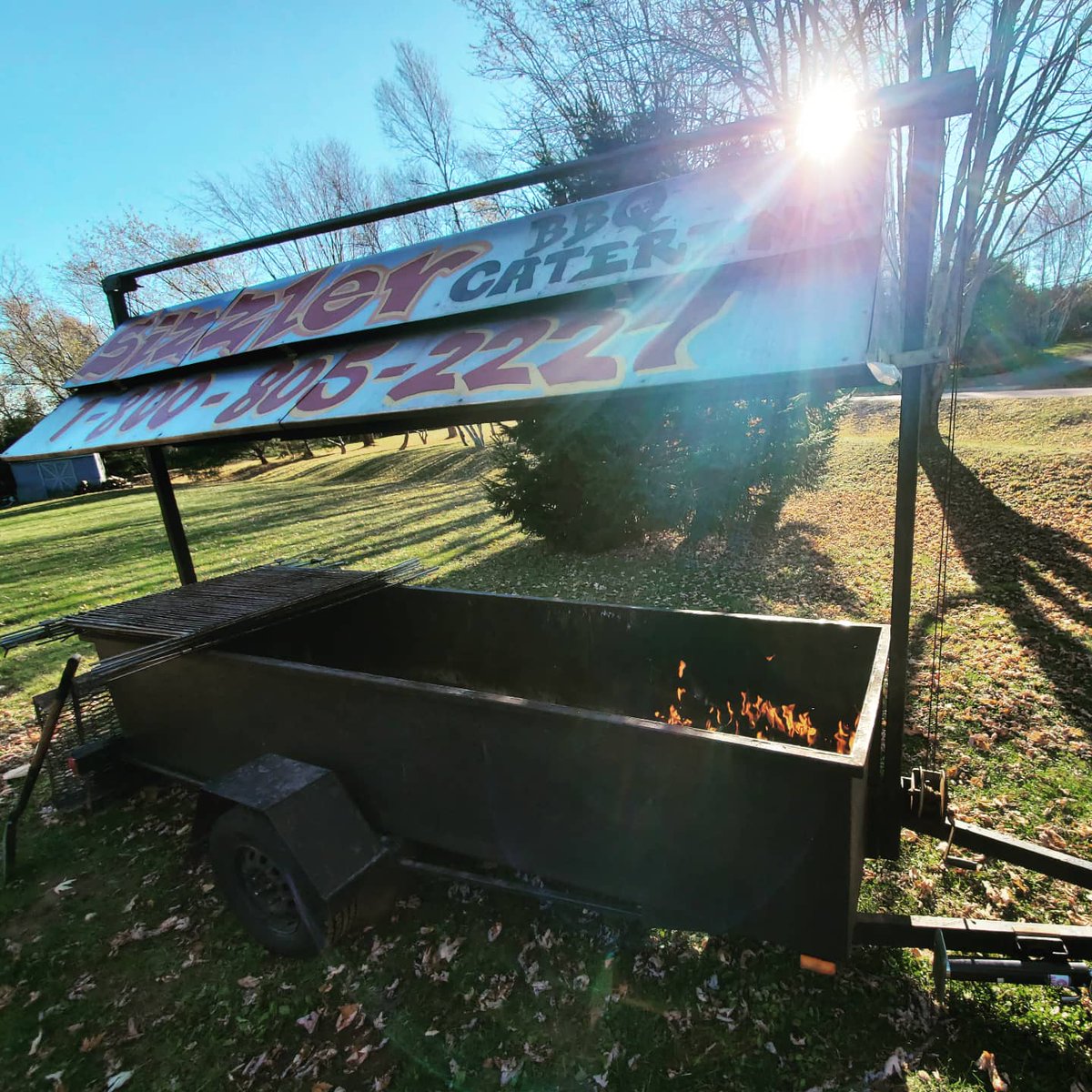 Another beautiful fall day for a bbq!

#fallbbq #bbq #food #sunshine #event #yearroundbbq #catering #cateringservice