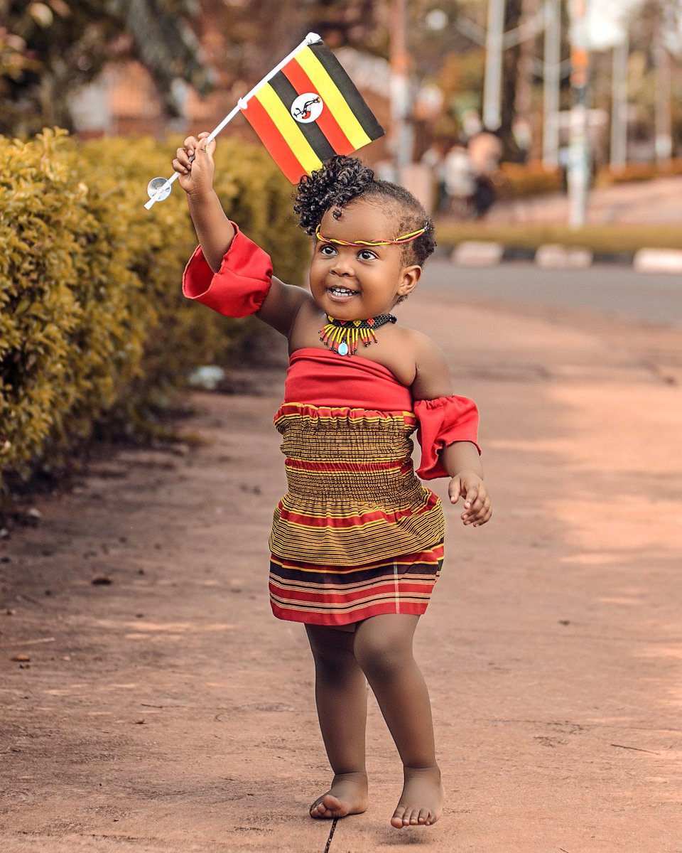 Ivanoyege's tweet photo. @PhotographyUg hello Walter, hope you are doing fine. I would like to use your photo in my presentation in the forthcoming science conference on water to depict our Ugandan culture. Will you grant me permission for the photo attached. I will appreciate it https://t.co/NGp2MiZpG4