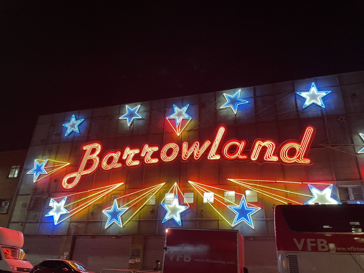 alysonwalkerRHC's tweet photo. After so long starved of culture and live music, it was utter food for the soul to see @PSB_HQ at @TheBarrowlands tonight.
A whole room of folk who also shout βGo!β to the Apollo-inspired anthem put such a huge smile on my face!
#CapComGO! Thanks @RodneyMountain! https://t.co/5DyW4IorKU