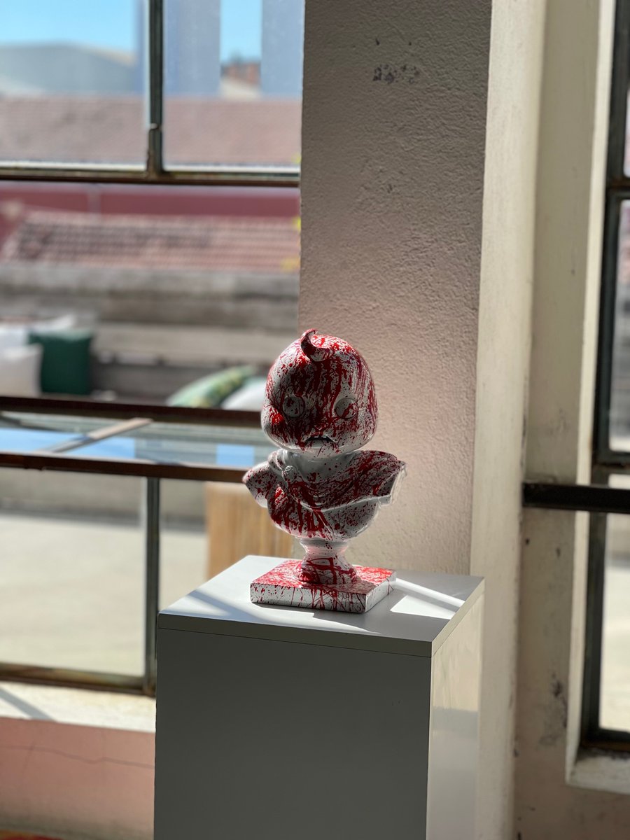 NumanUK's tweet photo. Just received an anonymous bid for 0.5 eth ($2,300) on my physical piece that went Liscon!
The buyer will recieve the NFT & Physical!
Thankyou โค๏ธ
Check out this artwork by @NumanUK on @withFND! ๐
https://t.co/2RcHdjMayL https://t.co/i3gBNajryA