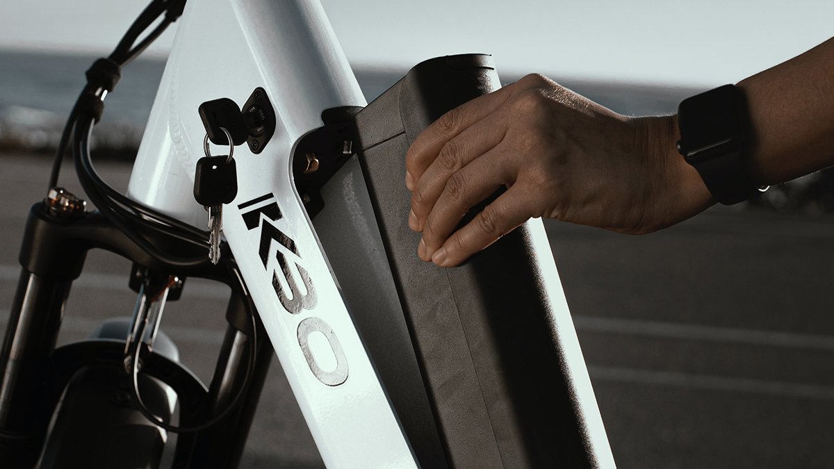 EBikeEnthused's tweet photo. When do you remove your e-bike’s battery, and why? If you’re not sure what circumstances call for temporarily removing your battery, we’ve got a story coming up that will give you all the tips you need. #ebikeenthusiast https://t.co/I6DShf1Sr7
