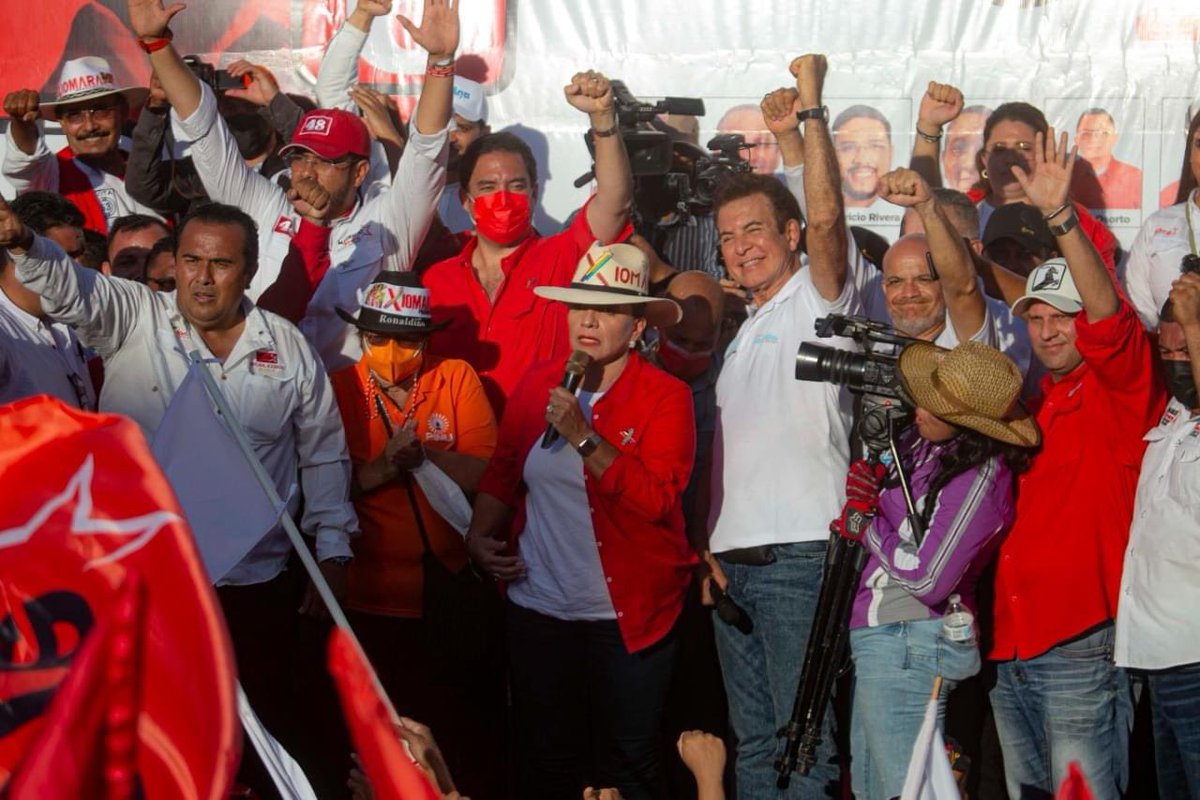 PartidoLibre's tweet photo. ¡CHOLUTECA A UN SOLO GRITO: XIOMARA PRESIDENTA! 

El 28N todos y todas tempranito a las urnas a votar por una nueva Honduras.

El 28N diremos contundentemente: SE VAN! https://t.co/B8yol0cKjj