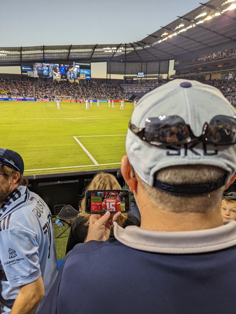 swink630's tweet photo. God Bless YouTube TV #SKCvRSL #YouTube https://t.co/1MCjfKeRMu
