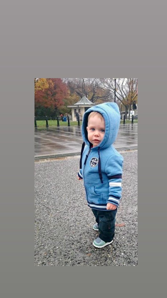 crowdofone96's tweet photo. #tb Six years ago today 😮 Chantal took the boys on a tour of the White House… Kelly and I took Emmett for a walk down Pennsylvania Avenue 🇺🇸 #WashingtonDC #usaholiday #daughters #gsons https://t.co/WMhXpUNqML