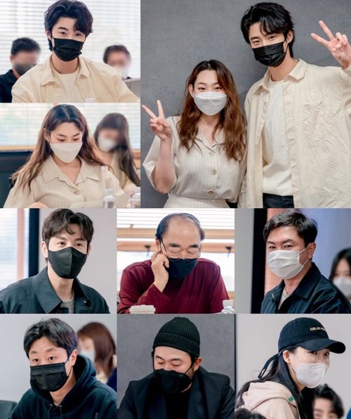 KBS drama <#WhenFlowersBloomThinkOfTheMoon> script reading, confirmed to premiere on December 20.

#YooSeungHo #LeeHyeri #ByeonWooSeok #KangMina #ChoiWonYoung #JangGwang #ImWonHee #BaeYooRam #KimKiBang #SeoYeHwa #ParkAhIn #MoonYooKang #KimMinHo #JungYoungJoo #JungSungIl