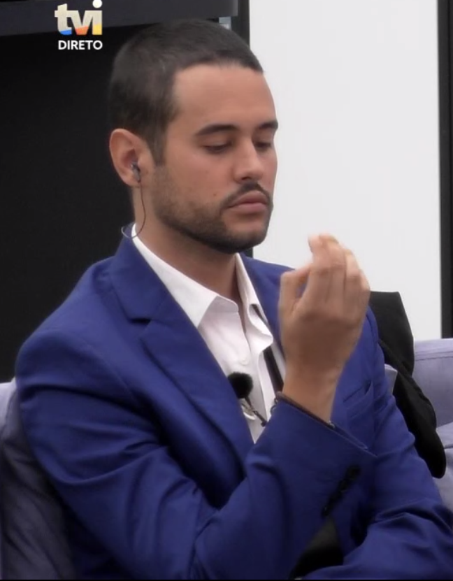 eu aqui só à espera de ver o ricardo a ser expulso: #bbtvi #ricardoexpulso