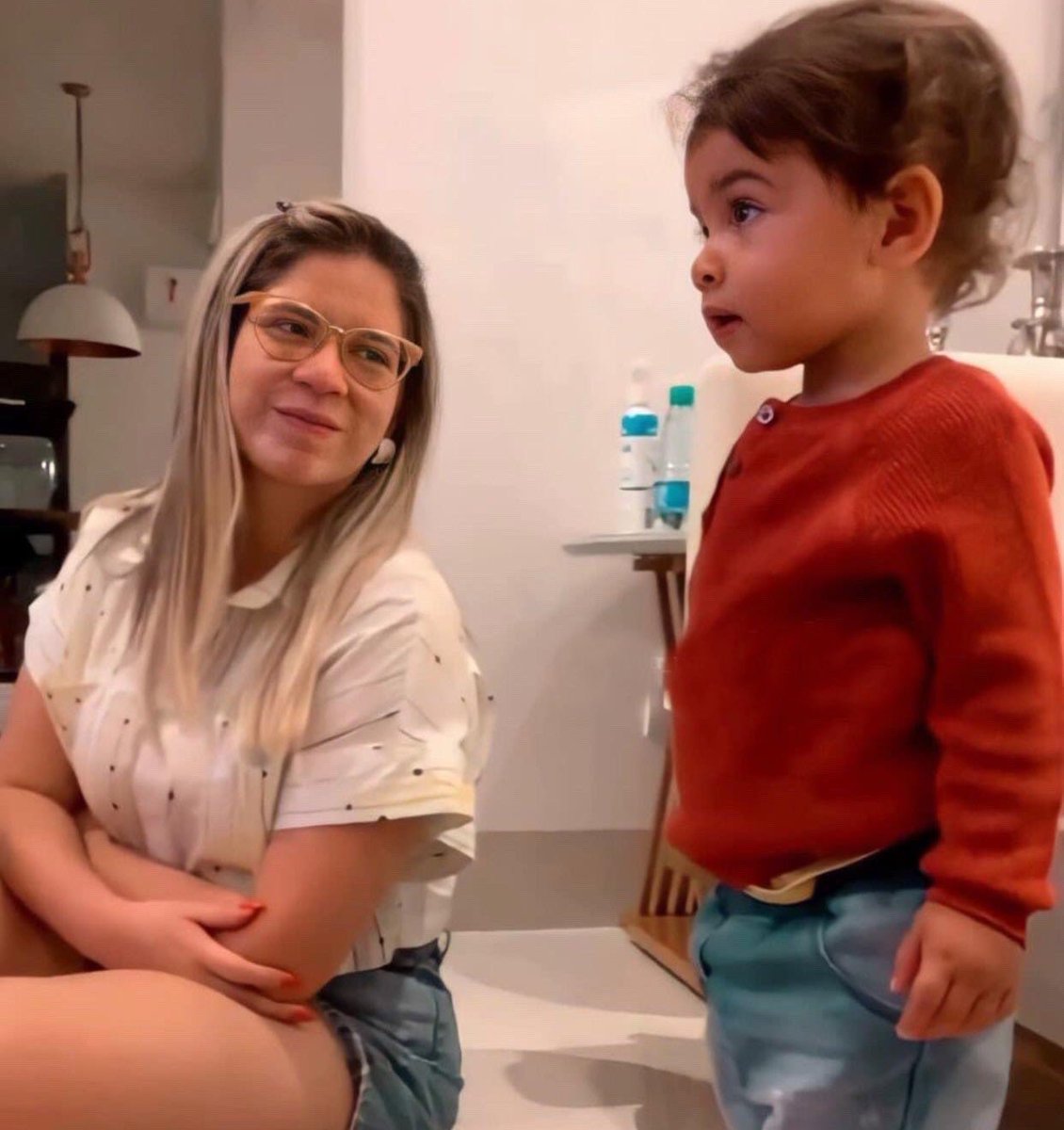 ferrdss's tweet photo. “sua mãe queria voltar Léo, ela queria voltar porque você existe, pq depois que vc chegou o verbo voltar virou sinônimo de AMOR” ✨🤍 https://t.co/J462p2e88O