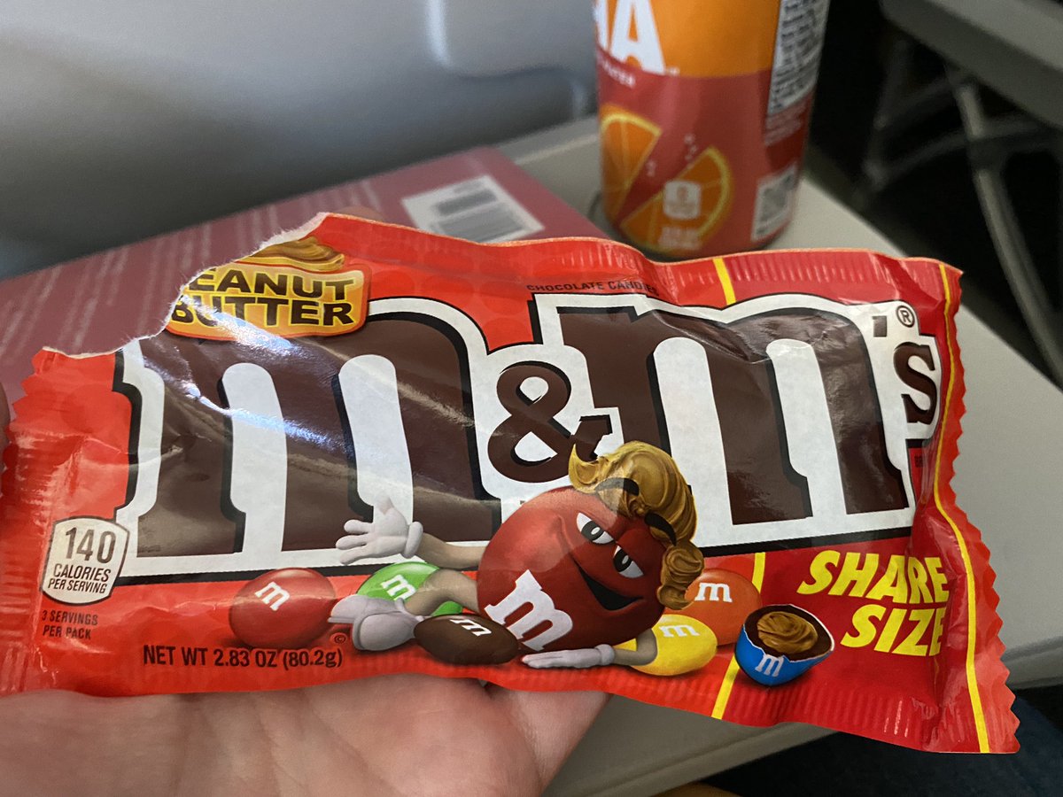 mulliali's tweet photo. Happiness in an airport is…@mmschocolate. Thanks @phillips_mack for these beauties  👌🏻 https://t.co/nPZVVIIOqz
