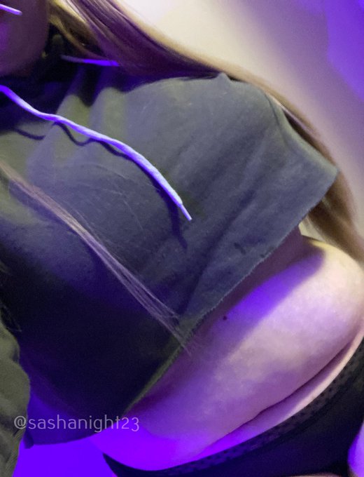 I wanna suck on something other than this sucker.😋  #PromoteGirls #Adultwork #MVPromo #sellingcontent<a href="/tag/bbw"class="tags"><span>#bbw</span></a><a href="/tag/thot"class="tags"><span>#thot</span></a><a href="/tag/customclips"class="tags"><span>#customclips</span></a><a href="/tag/adultwork"class="tags"><span>#adultwork</span></a><a href="/tag/nsfw"class="tags"><span>#nsfw</span></a><a href="/tag/thickthighs"class="tags"><span>#thickthighs</span></a>