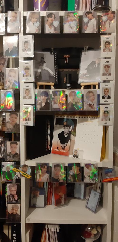 akuma_no_shiroi's tweet photo. i can't wait to see more cute interaction between the boys ❤️ 

yes i spend too much money on this collection don't judge me xD

#FEVER_eXtended_edition @ATEEZofficial @_mymusictaste https://t.co/HjWbWc1Y4D
