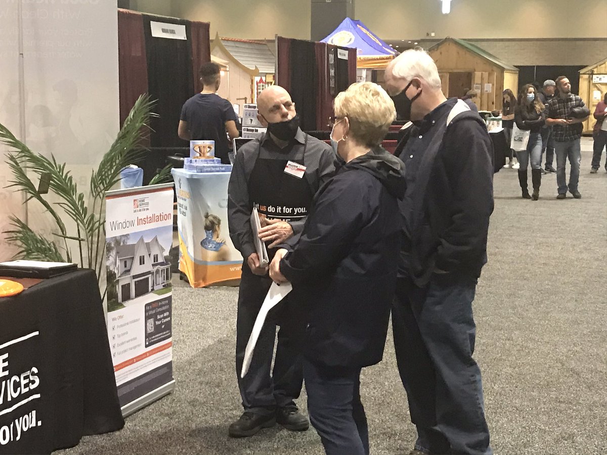 Living Orange Will tweet media