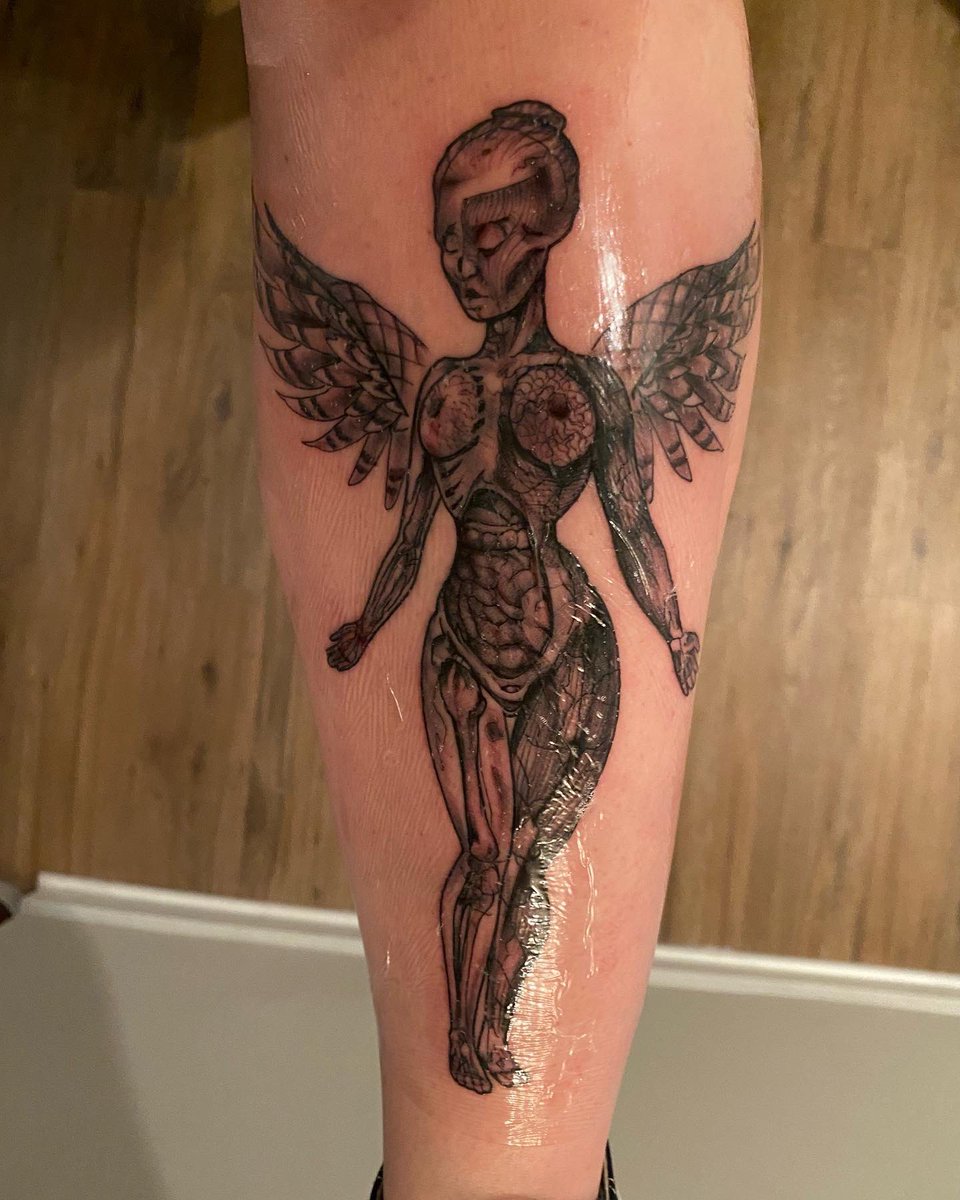 CrashIntoMarki's tweet photo. One of my favorite albums of all time. I’m so obsessed. Artist did a fucking fantastic job. 👏🏼😍 https://t.co/LjsxgB60IC