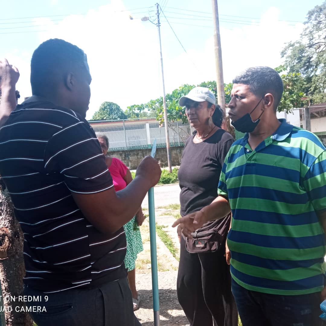 juanpaojedam's tweet photo. Continuamos con la Jornada en la comunidad de la #Balza #LasColonias - #CañoNegro gracias por recibirnos y apoyarnos seguimos con nuestro mensaje de recuperación de Acevedo pa' Miranda @carlos_ocariz en Acevedo con @ojedajuanpablo y en Panaquire - Clavó #BlancaCastillo https://t.co/KOpeWMVMRh