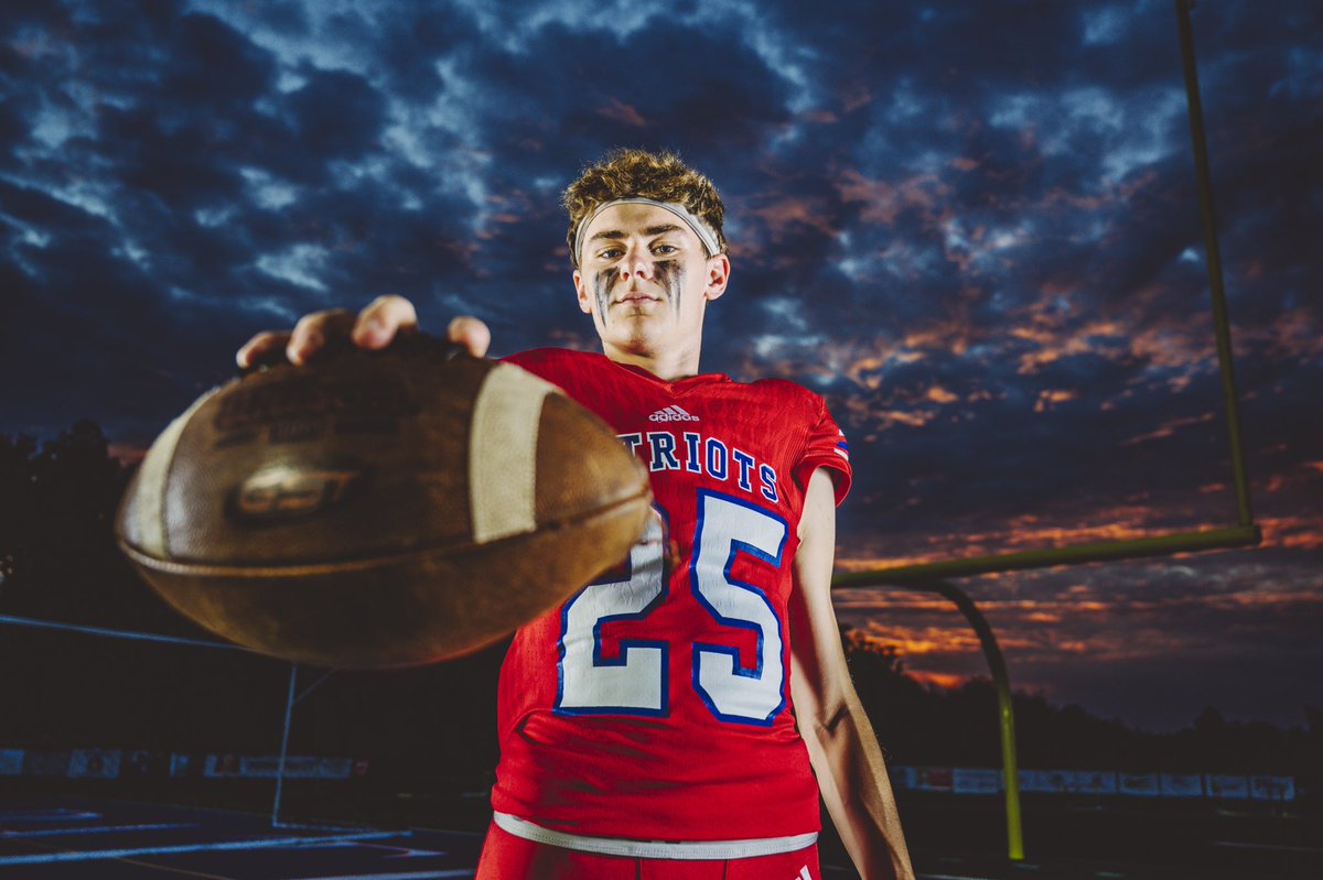 SENIORITYPHOTO1's tweet photo. DOM, 2022.
@DQuarantello ⚽️🏈
https://t.co/vprpe59ig6
615.454.8637 https://t.co/ACr4qjdicv