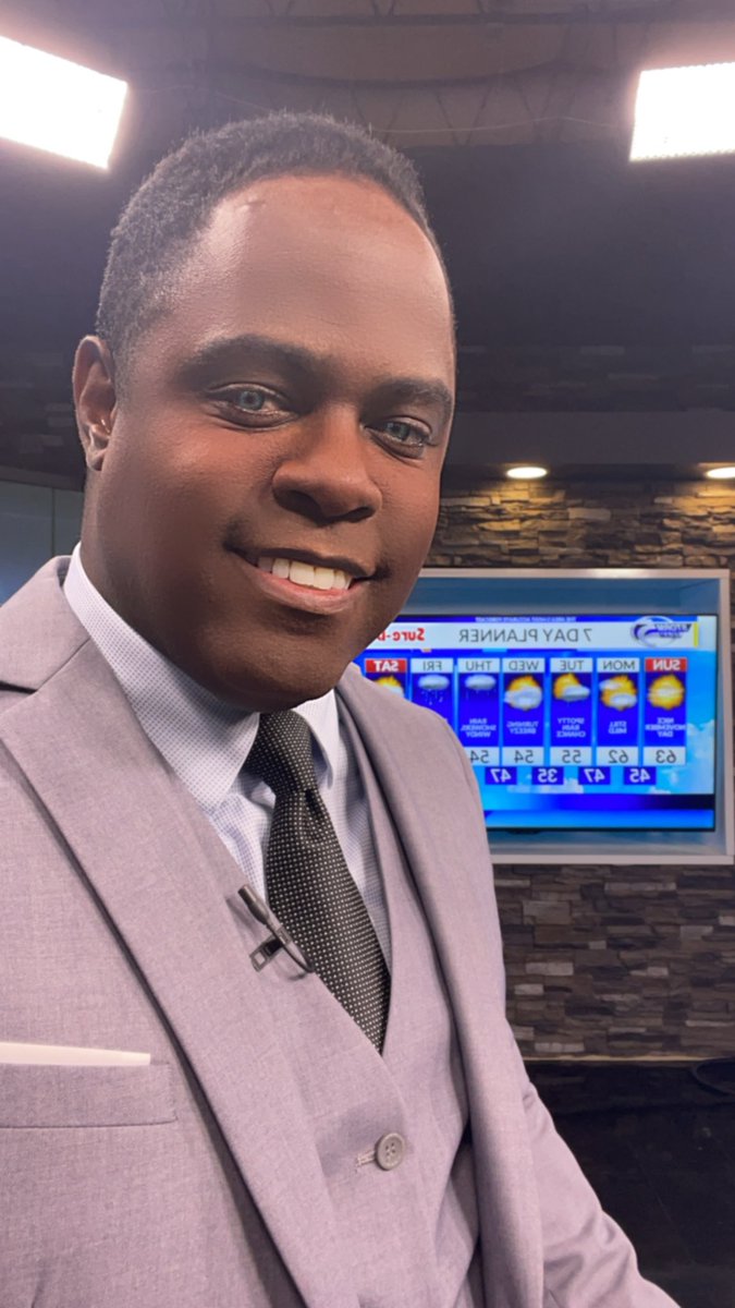 RichardsNewsNBC's tweet photo. #Local5SundayMorning @thatnewslife https://t.co/vLKMbWLgw6