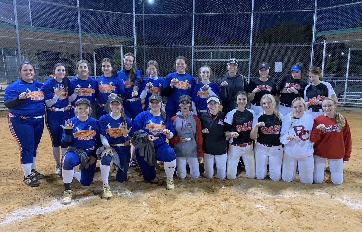 Congratulations to our 18U 2021 MCS Fall World Series Finalists!

Runner up: Bluff City Elite 
Champions: Ridgerunners