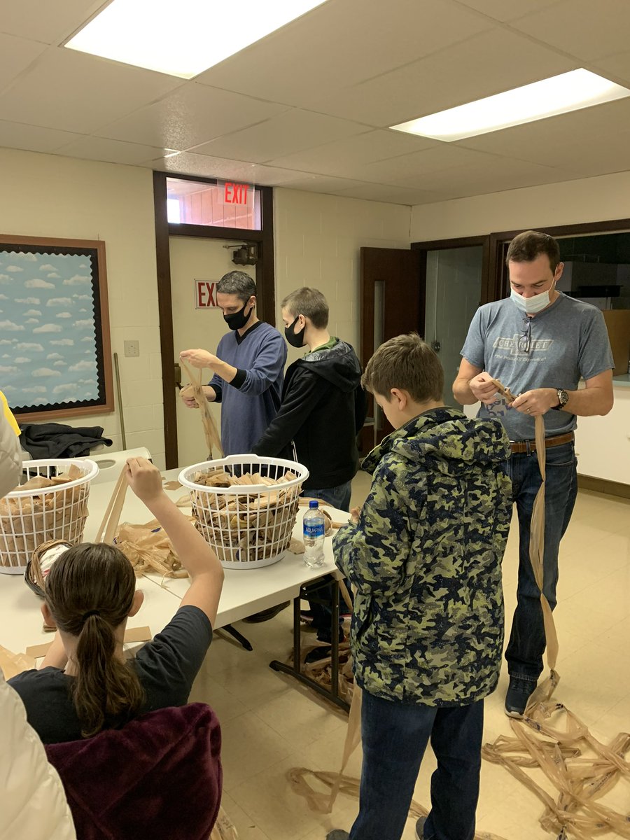 ClarkstonRoboWolves tweet media