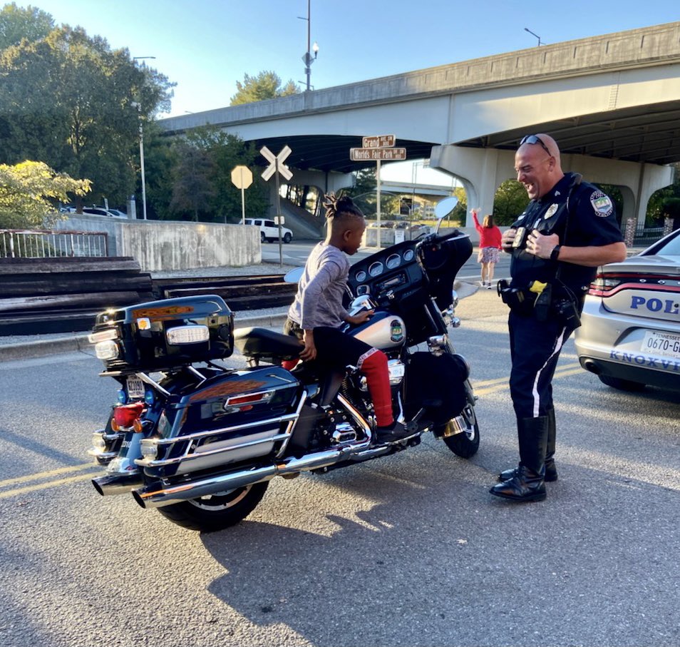Knoxville_PD's tweet photo. What do you think? Future KPD Motors Officers in the making? 

Our officers loved hanging out with these two at today's TCSC Race Against Cancer at World's Fair Park. https://t.co/3lO38XWxHW