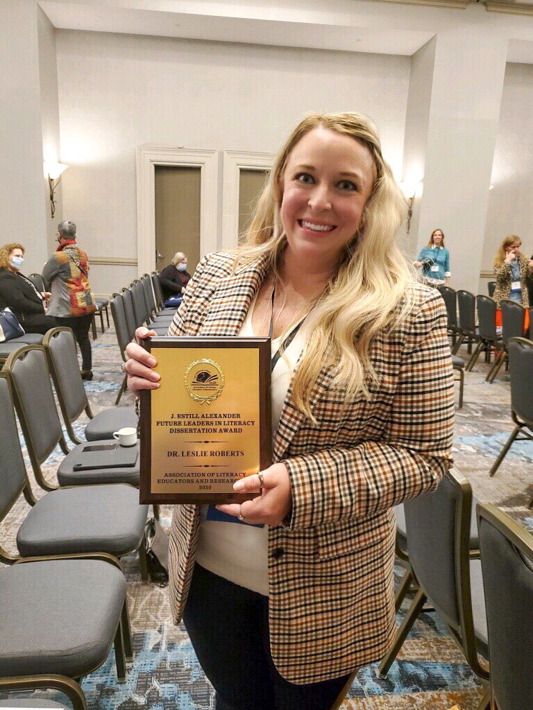 lesliedawn1987's tweet photo. I can’t express how happy I was to FINALLY be at a face-to-face conference again and surrounded by so many people who helped me on my PhD journey! Thank you @ALERonline for this opportunity! @GeoSouthernCOE #ALER2021 https://t.co/0Hb6kL3A6t
