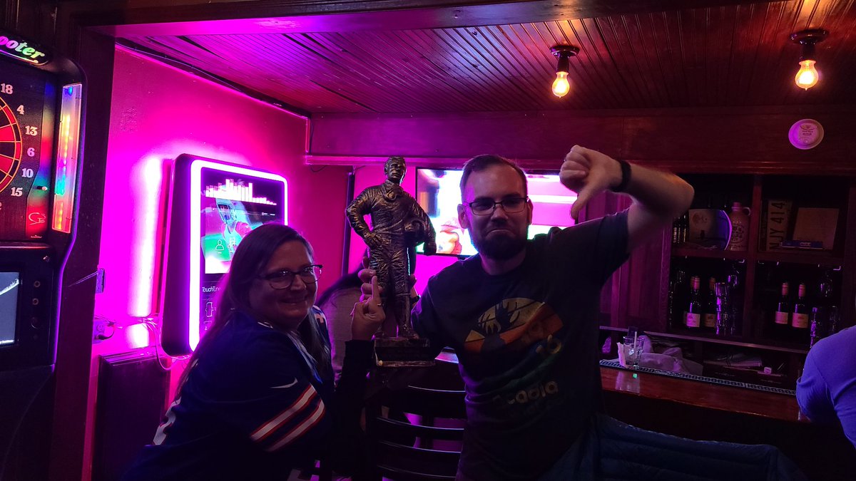 GmanMU09's tweet photo. BA mad she didn't get The Dick.
@LjMathis_538 @KLeadmon https://t.co/2LZt75EF7M