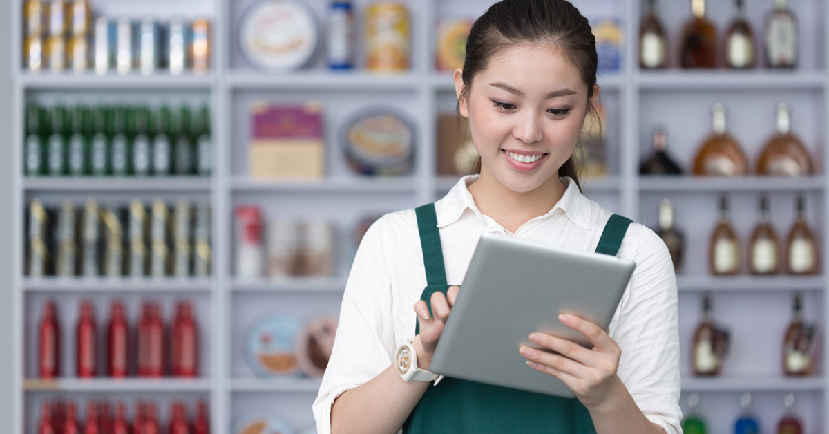 How do we focus on attracting, and just as importantly retaining, top talent through an improved employee experience? 🤔 Read the blog to find out: hubs.li/H0TQV4h0 #EmployeeExperience #HRTech