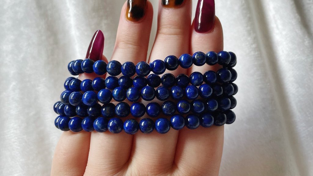 whimsycrystals's tweet photo. crystal bracelets are nearly all gone! 👀✨ https://t.co/4fMnwkl6N4