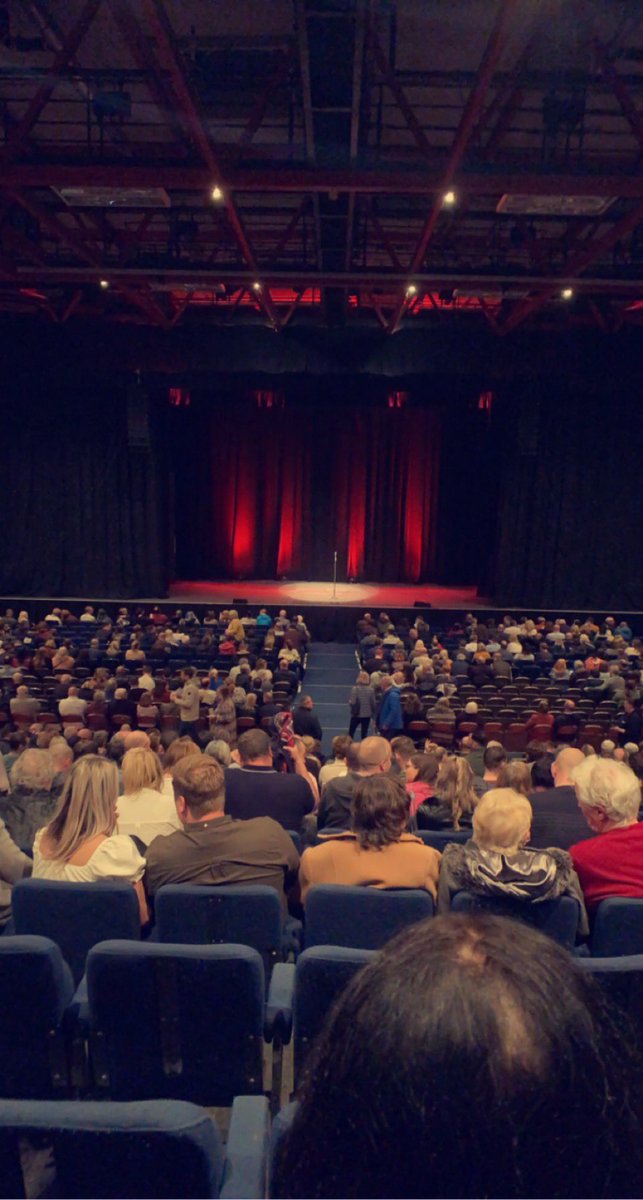 kdougan96's tweet photo. Had a fantastic girly night. Had a meal at micharlangelos and then seen @JohnBishop100 one of my all time favourite comedians at the sands centre. We well and truly laughed our socks off. #friends #laughteristhebestmedicine # https://t.co/B0IBlTOXSE