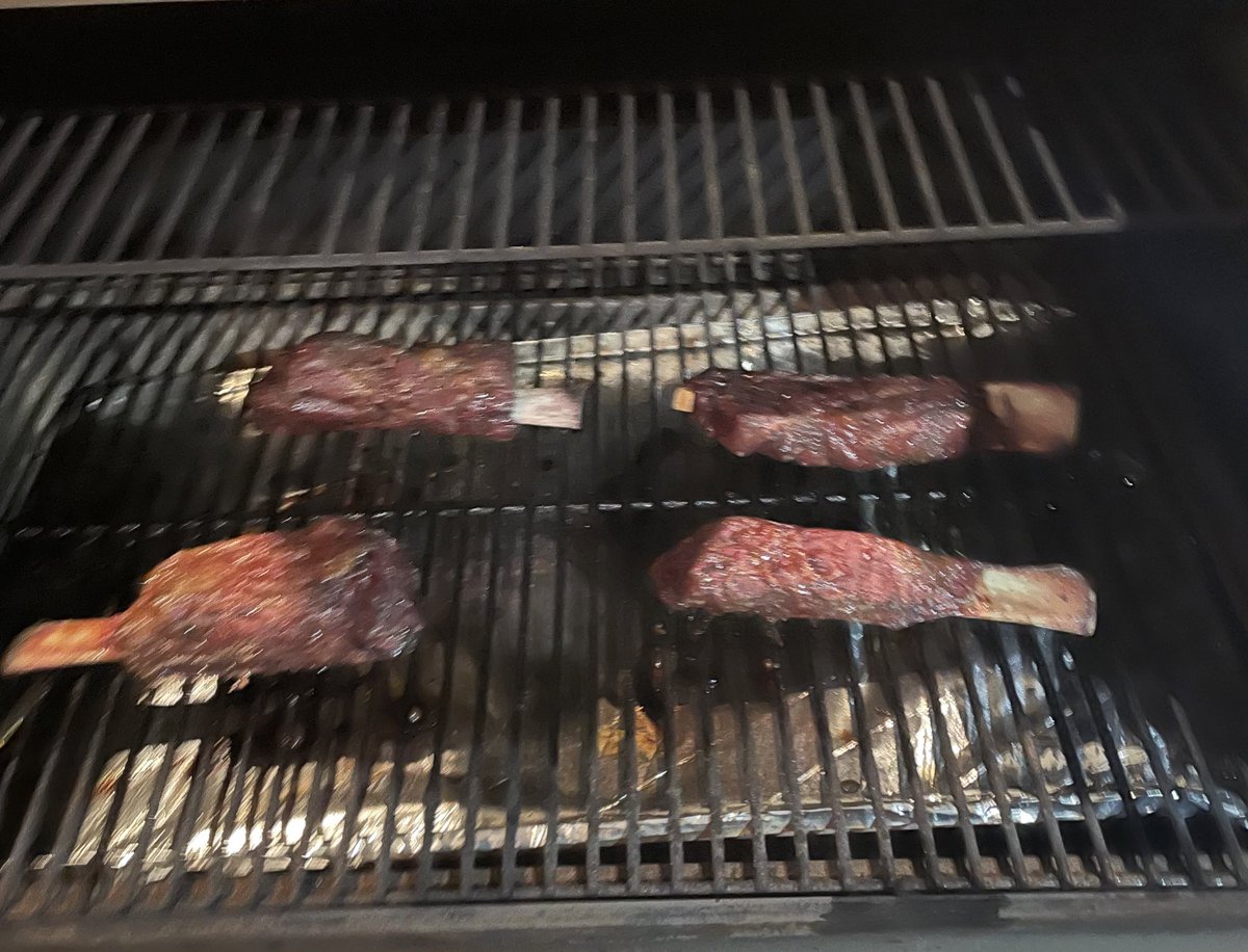 WarriorsCoachK's tweet photo. Hey @Mmclaughlin84 I’m gonna have to send you this recipe I found for SALAD STICKS! It’s a long process 8.5 hours on the smoker but it is well worth it!! @Beef #NebraskaBeef #LocallyRaised #SaladSundays https://t.co/6VQC8FnxgO