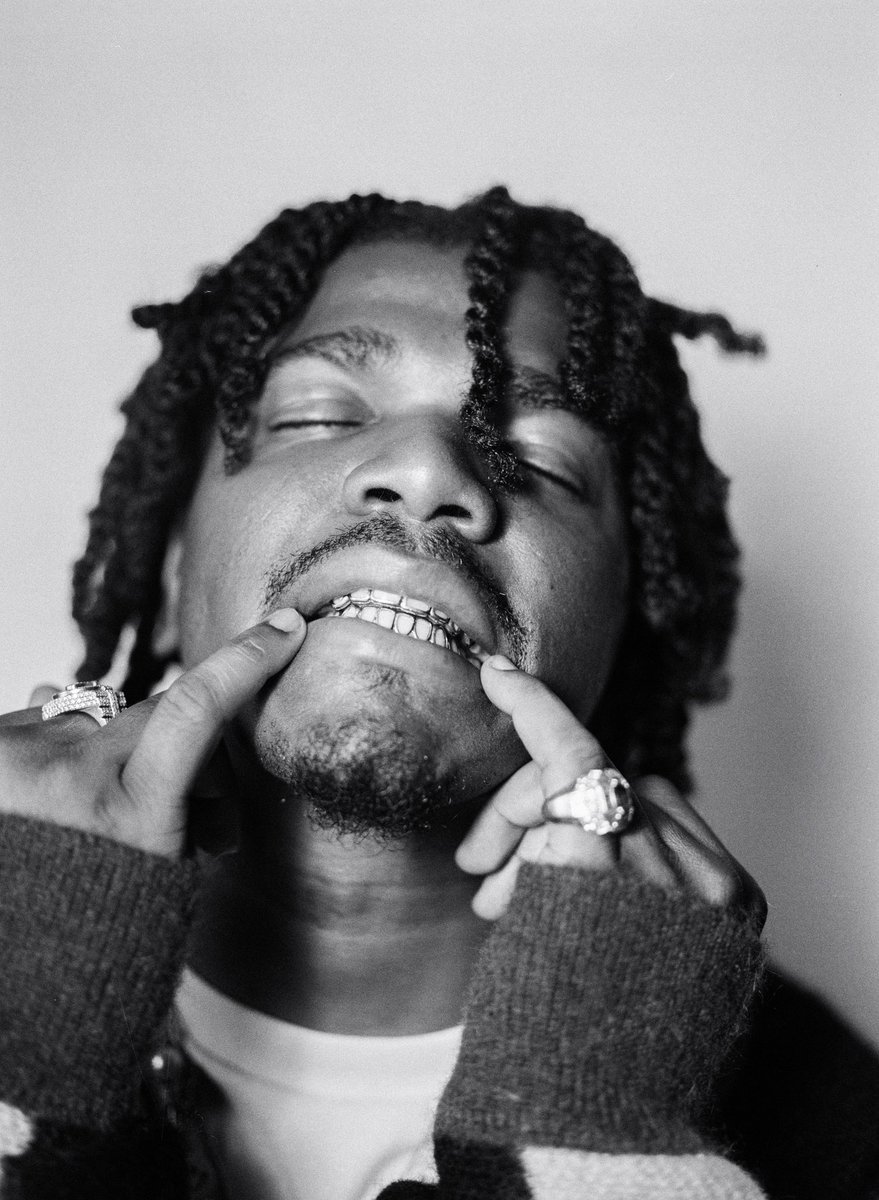 smino's tweet photo. 11/11 🔮 https://t.co/pmxlT91dqd