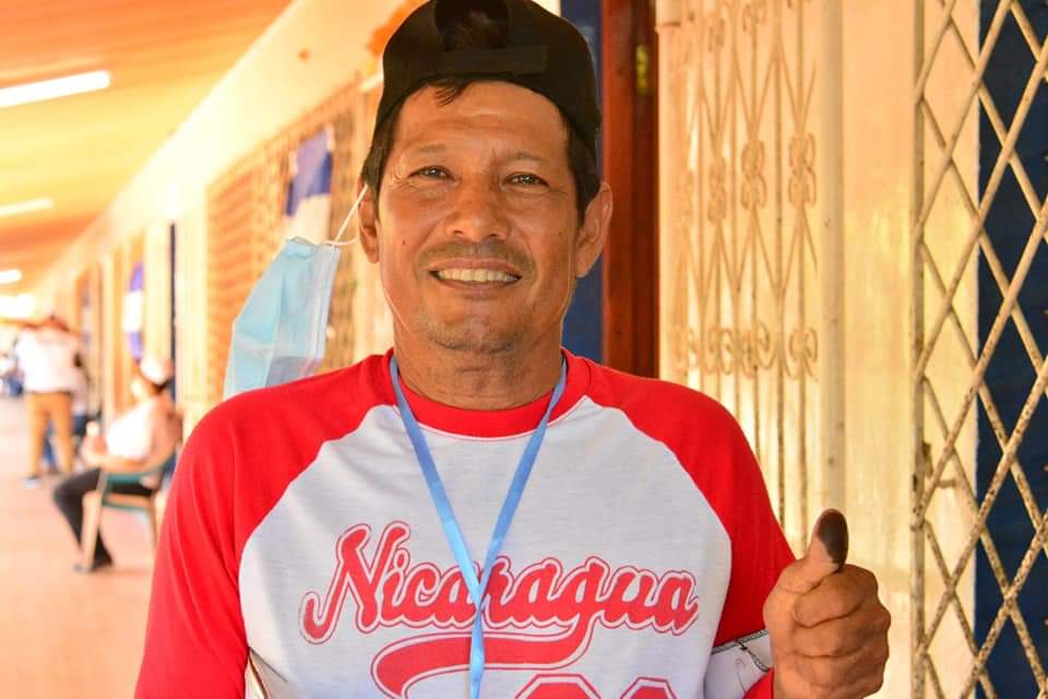 noelia_arauz's tweet photo. Domingo cívico! 

➡️Ciudadanos participaron con tranquilidad en la jornada electoral en toda Nicaragua 

#EleccionesSoberanas2021 
#UnidosEnVictorias https://t.co/xFK0deX4YG